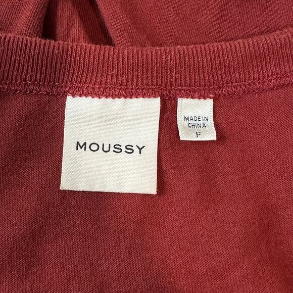 MOUSSY Vintage Graphic Print Muscle Tee Cropped Sleeveless Tank Top - Picture 8 of 11